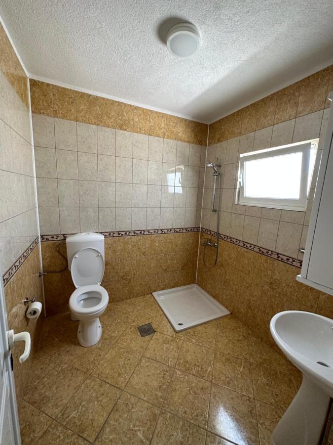 Apartments Edona Ulcinj Bagian luar foto