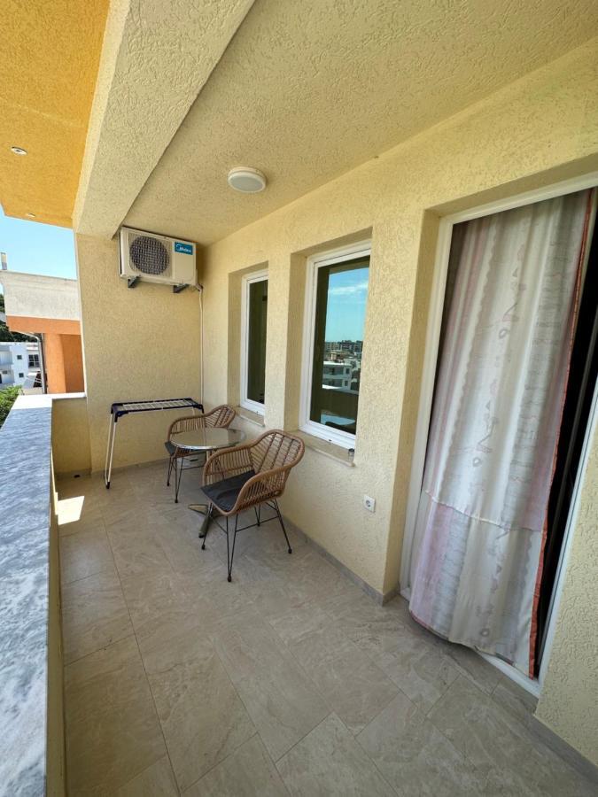 Apartments Edona Ulcinj Bagian luar foto