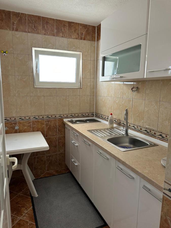 Apartments Edona Ulcinj Bagian luar foto