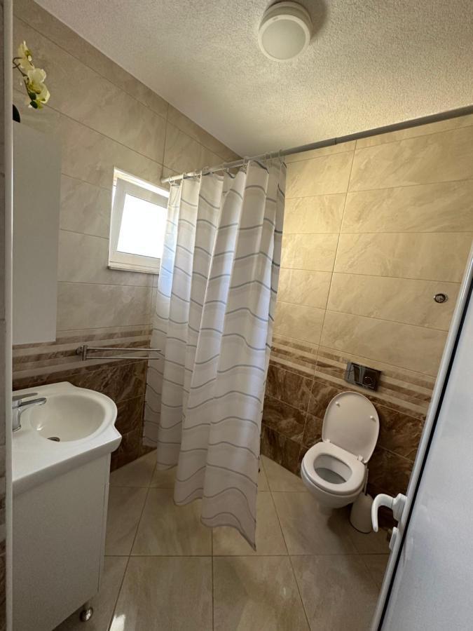 Apartments Edona Ulcinj Bagian luar foto